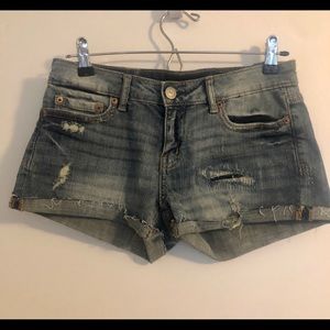 NWT Aeropostale “Shorty” denim shorts Size 2